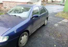 SEAT Cordoba, 2000