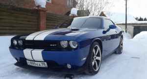 Dodge Challenger, 2011