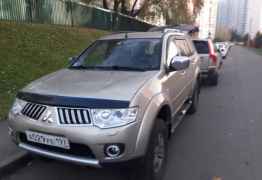 Mitsubishi Pajero Sport, 2010