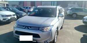 Mitsubishi Outlander, 2014