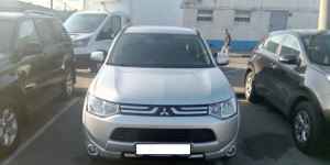 Mitsubishi Outlander, 2014