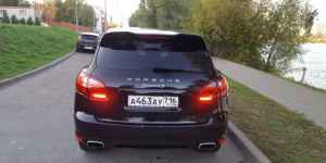 Porsche Cayenne S, 2011