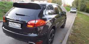 Porsche Cayenne S, 2011