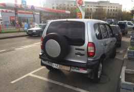 Chevrolet Niva, 2004