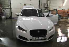 Jaguar XF, 2012