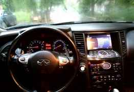 Infiniti G37, 2010