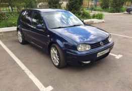 Volkswagen Golf, 2000