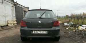 Peugeot 307, 2001