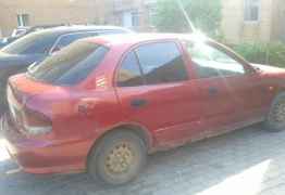 Hyundai Accent, 1998