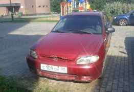 Hyundai Accent, 1998