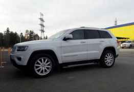 Jeep Grand Cherokee, 2013