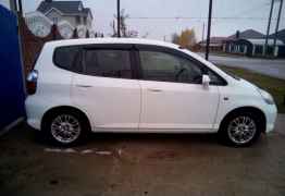 Honda Fit, 2004