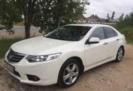 Honda Accord, 2011