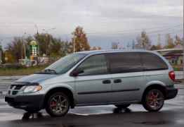 Dodge Caravan, 2003