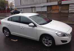 Volvo S60, 2012