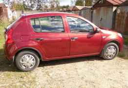 Renault Sandero, 2012