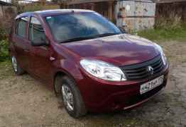 Renault Sandero, 2012