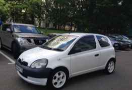 Toyota Vitz, 2000