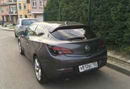 Opel Astra GTC, 2012