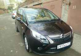 Opel Zafira, 2012