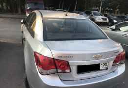 Chevrolet Cruze, 2010