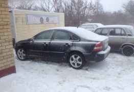 Volvo S40, 2004