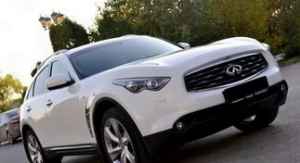 Infiniti FX35, 2009