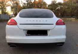 Porsche Panamera, 2012