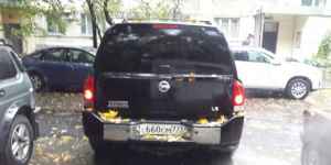 Nissan Armada, 2004