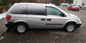 Dodge Caravan, 2001