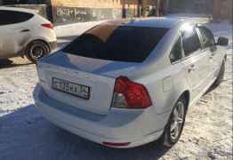 Volvo S40, 2011