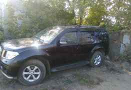 Nissan Pathfinder, 2008