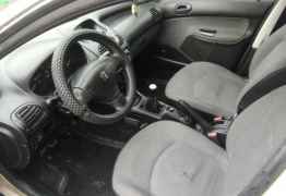 Peugeot 206, 2008 Peugeot 206, 2008
