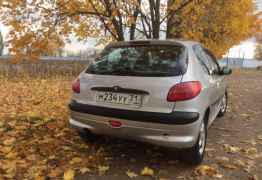 Peugeot 206, 2002