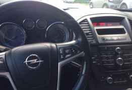 Opel Insignia, 2011