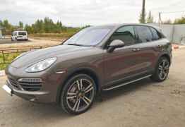 Porsche Cayenne S, 2011