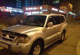 Mitsubishi Pajero, 2004