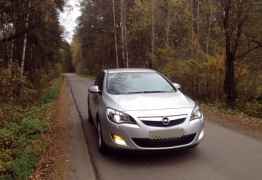 Opel Astra, 2010