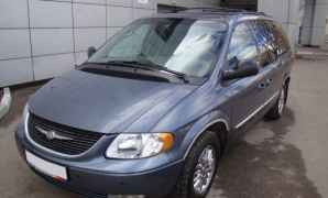 Chrysler Town & Country, 2002