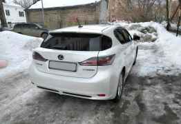 Lexus CT, 2012