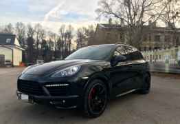 Porsche Cayenne GTS, 2013