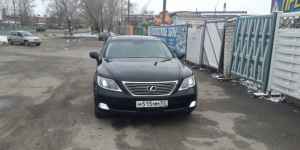 Lexus LS, 2008