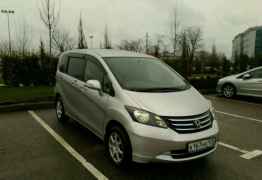 Honda Freed, 2010