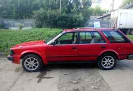 Nissan Bluebird, 1989