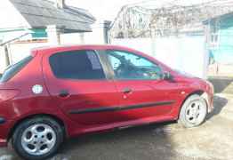 Peugeot 206, 2003