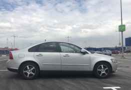 Volvo S40, 2010