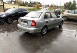 Hyundai Accent, 2004