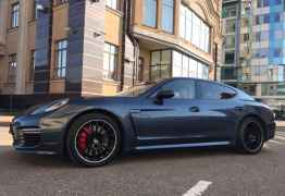 Porsche Panamera GTS, 2014