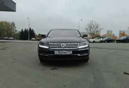 Volkswagen Phaeton, 2010