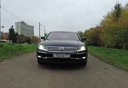 Volkswagen Phaeton, 2010